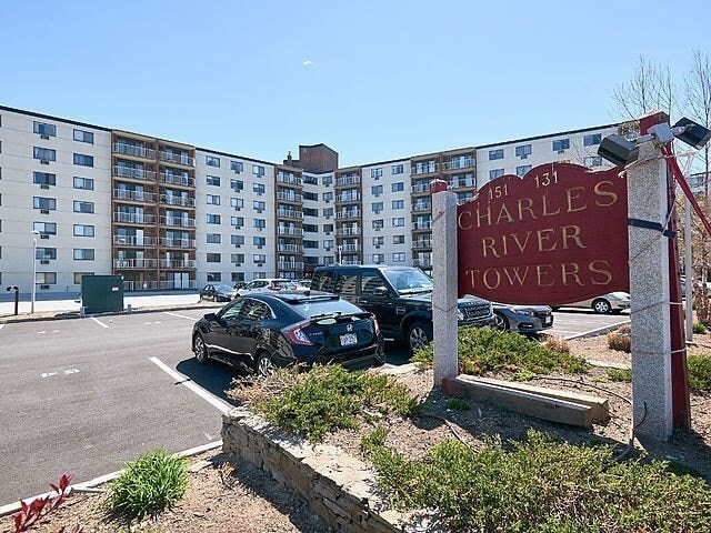 Building Photo - 151 Coolidge Ave Unit 303