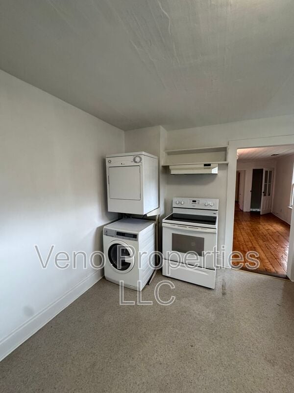 Photo - 27 Lilac Ln