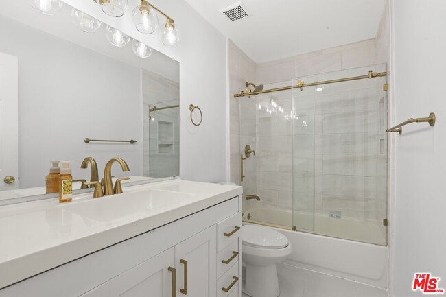 Photo - 4900 Overland Ave Unidad 178