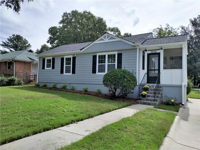 Photo - 2224 Baker Terrace NW