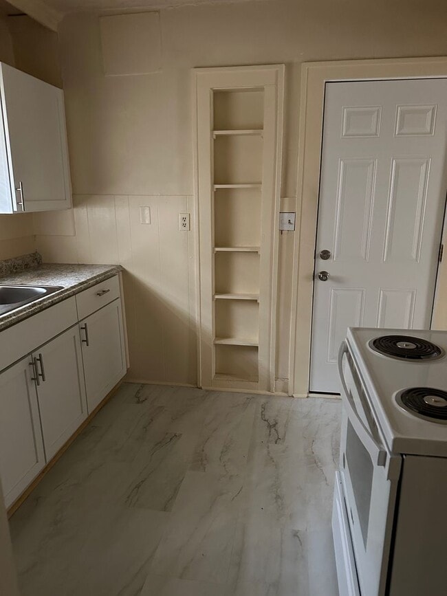 Photo - 2 Bedroom 1 Bath Home for Rent