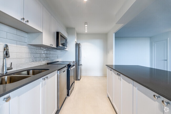 Interior Photo - 15 Eva Rd