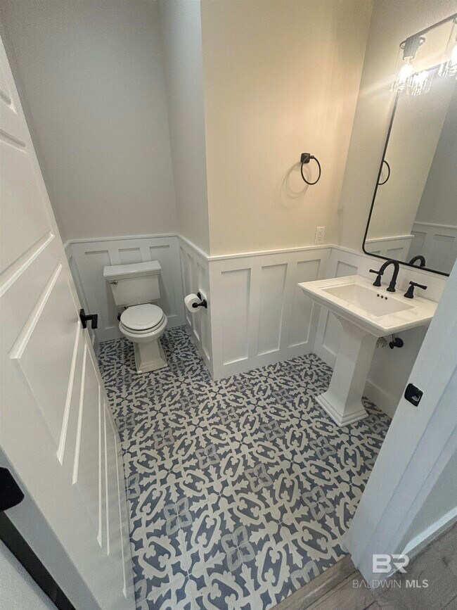 Photo - 5122 Pine Rd