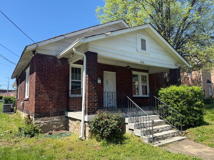 Remodeled Home in North Nashville - 5 Minu... - Remodeled Home in North Nashville - 5 Minu...