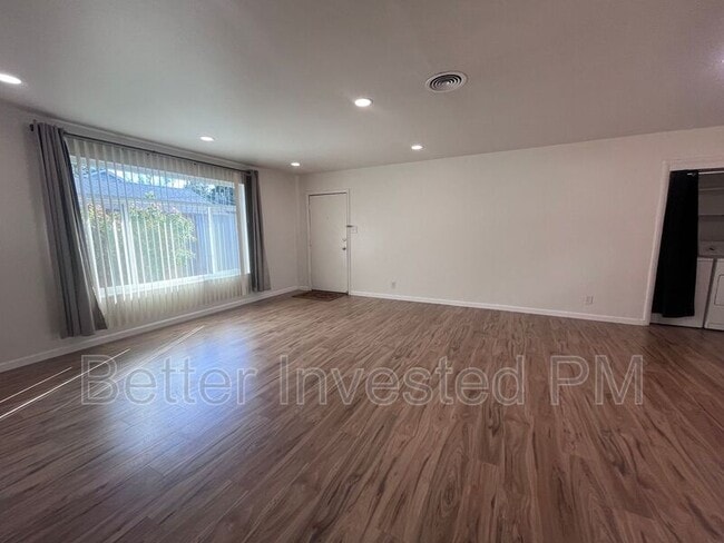 Photo - 866 Brigham Ave