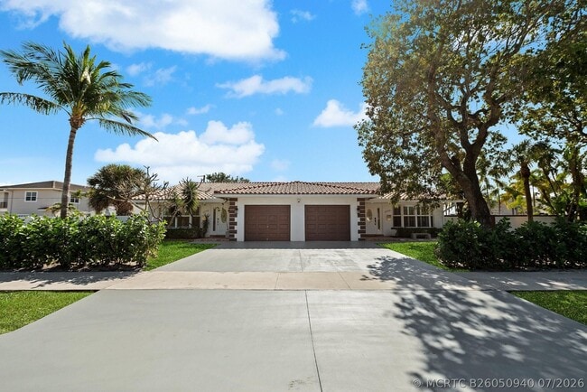 Photo - 2200 NE 36th St