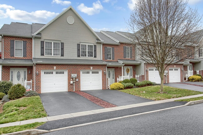 Building Photo - 16 Lismore Pl