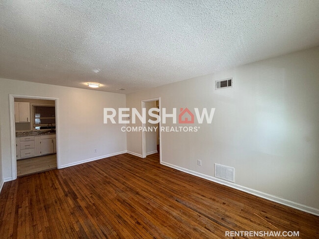 Photo - 3634 McDuff Ave