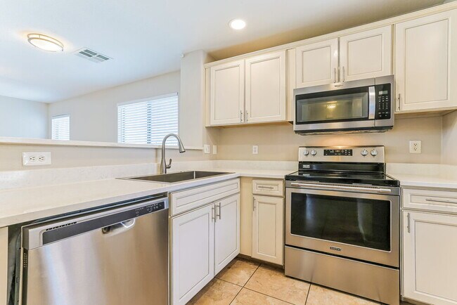 Photo - 19358 N Toledo Ave