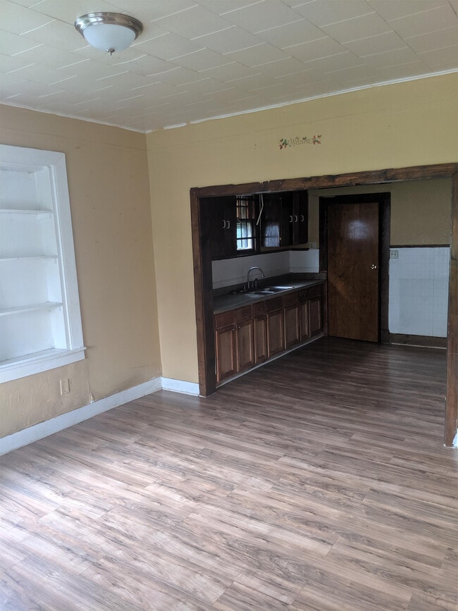 Photo - 1840 Walnut St