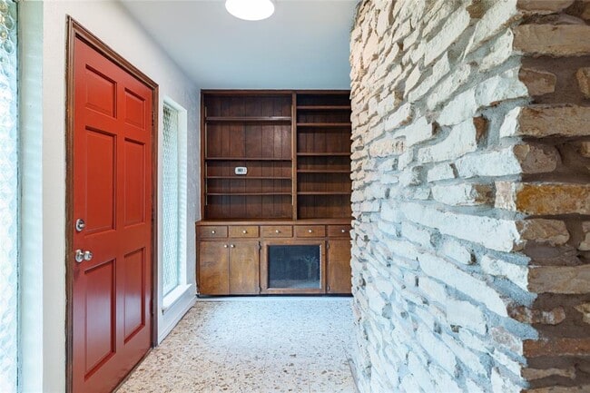 Photo - 9848 Weir Lp Cir