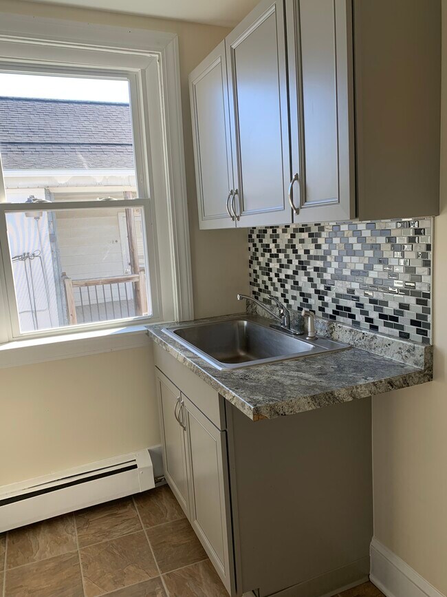 Photo - 19 E Main St Unit 19 e main st 2E