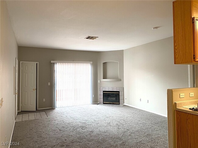 Photo - 4730 E Craig Rd Condo Unit 1170