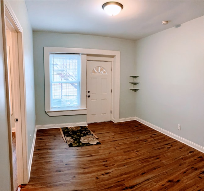 Photo - 4431 S Marshfield Ave Unidad 3