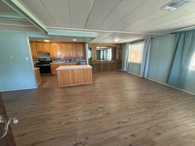 Photo - 3 Bedroom Spacious Home - Contact Property Pros