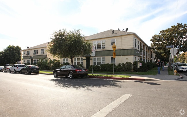 Park Cherokee Apartments