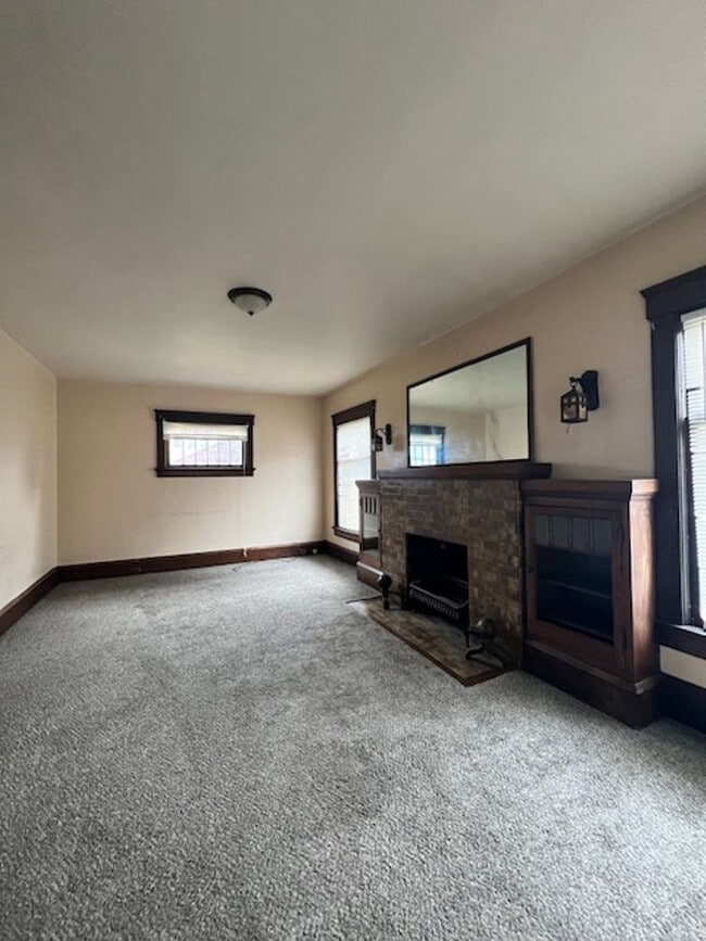 Photo - Very large 4 bedroom home for rent - Canton NW