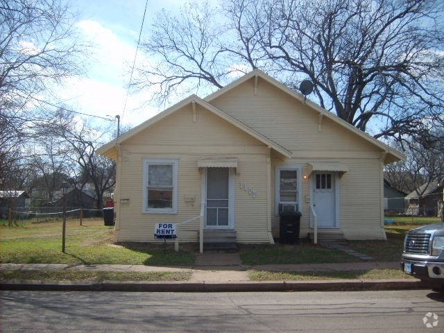 Building Photo - 1107 N Wilhite St Rental