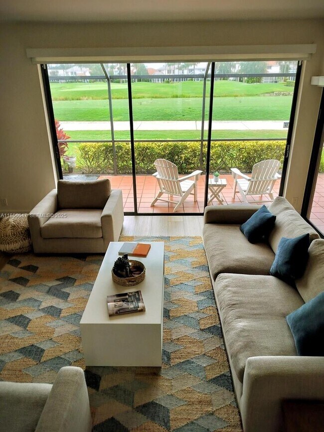 Photo - 551 Prestwick Cir