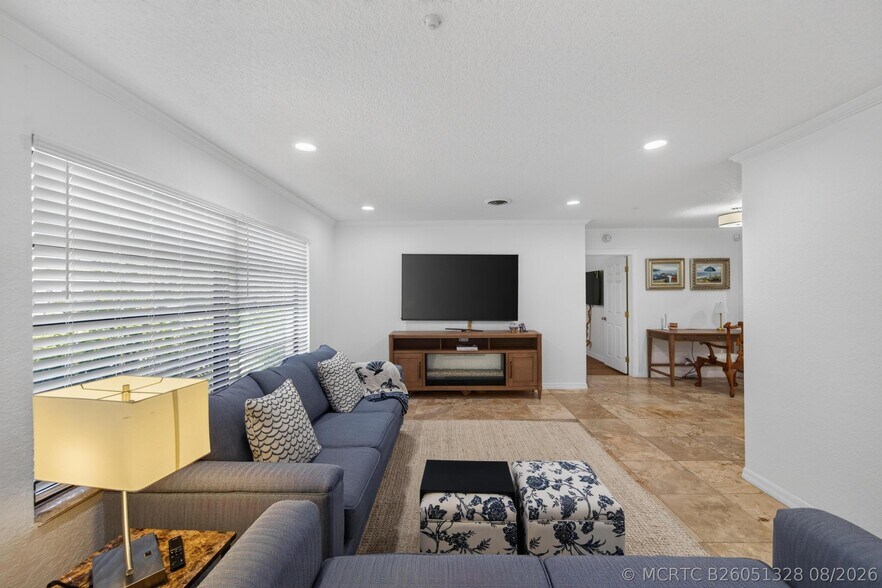 4431 NE 28th Ave