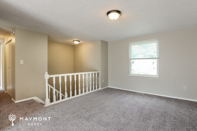 Photo - 254 Fenster Dr