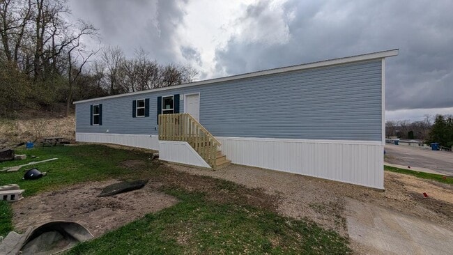 Photo - 15462 Lewis Rd