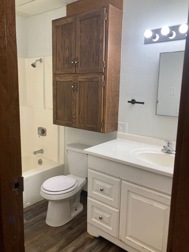 Photo - 201 1st Ave NE Unit 7