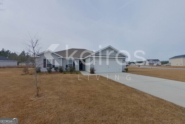 Photo - 300 Hemlock Ct