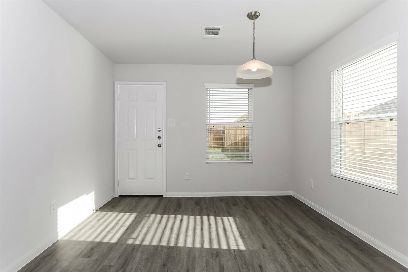 Photo - 111 Blue Crane St