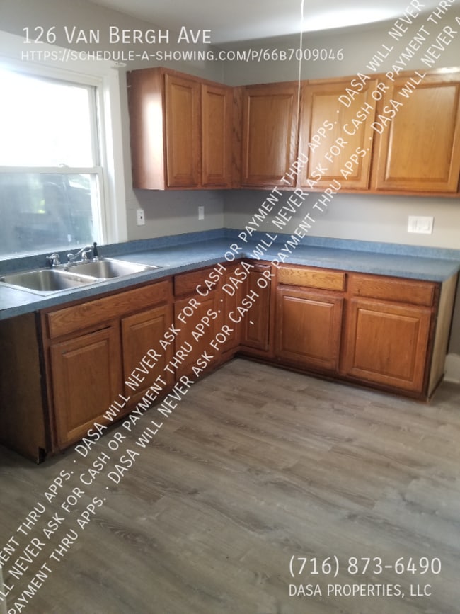 Photo - 126 Van Bergh Ave
