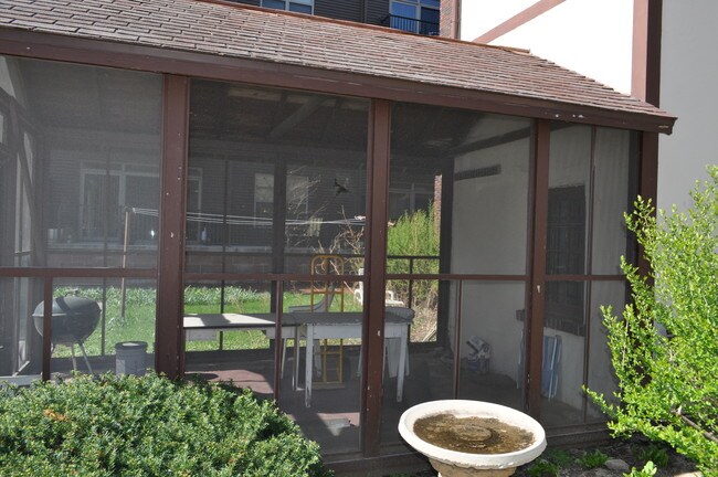 Photo - 445 W Wilson St Unit B