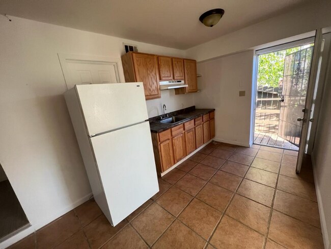 Photo - 1017 Central Blvd