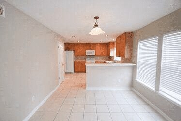 Photo - 511 Millhouse Ln