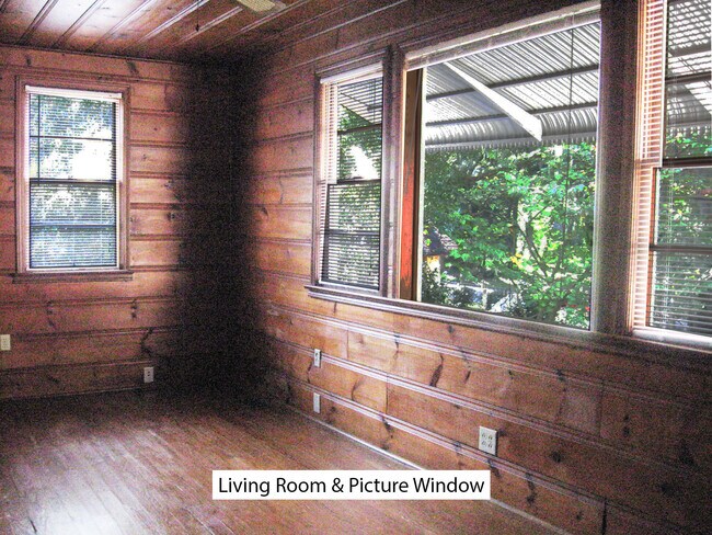 Living Room - 212 W 16th St Unit Garage Apartment
