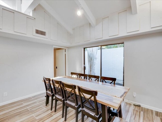 610 W Northgate Dr Unit SI ID1056405P