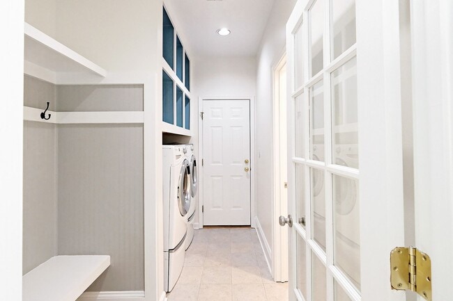 Photo - Pet-Friendly 4 Bedroom Home in Forest Lakes South