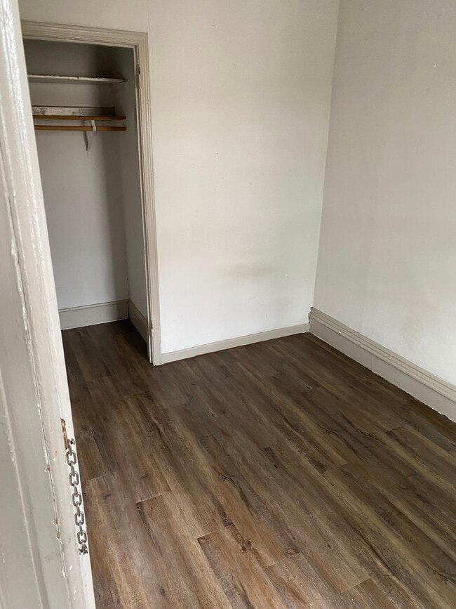 Photo - 312 N Carroll St Unit Apartment 2