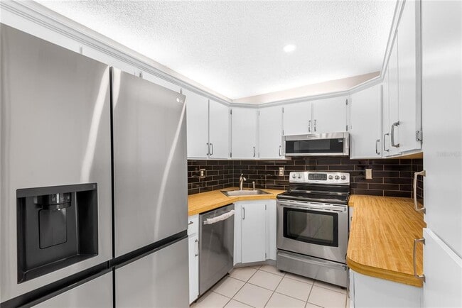 Photo - 3114 Lake Pine Way Unit H2