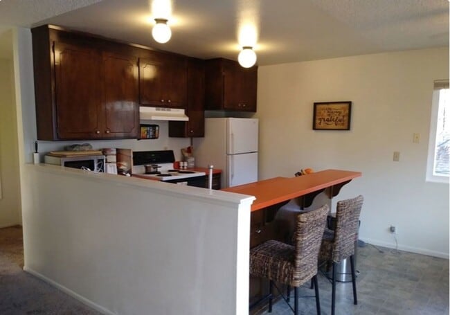 Photo - 621 W 7th St Unit 621 W. 7th A