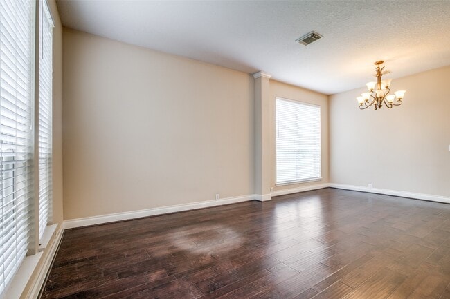 Photo - 2709 Sunhill Ct