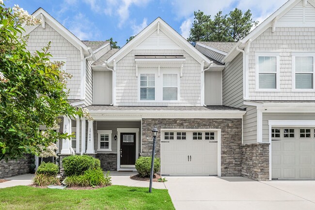 Gorgeous Moseley Townhome with Low-Mainten... - Gorgeous Moseley Townhome with Low-Mainten...