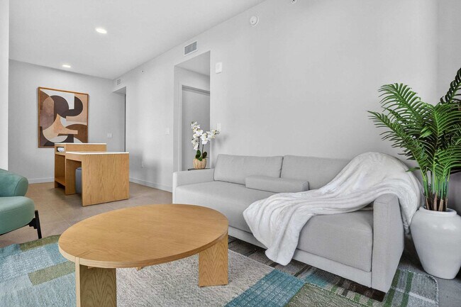 Photo - 11 NE 6th St Unidad SI FL11-ID1492779P