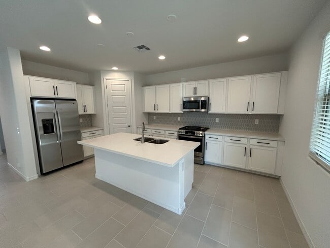 Photo - 25168 N 165th Ave