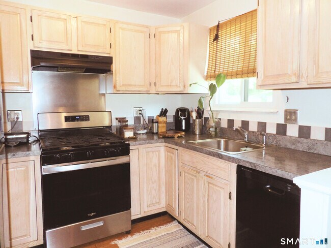 Photo - 707 Timber Ln Unit 707