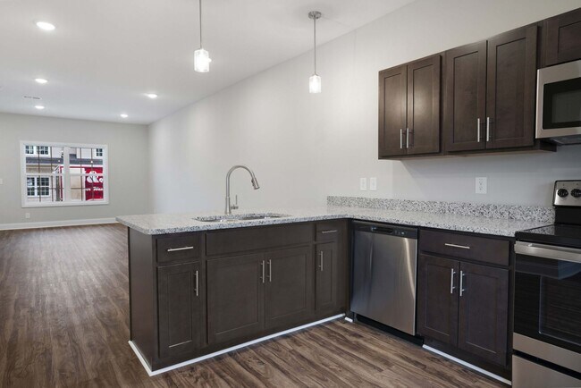 Photo - 955 Professional Park Dr