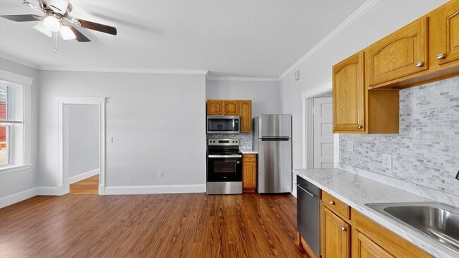 Building Photo - 8 Porter St Ct Unit 3 Rental
