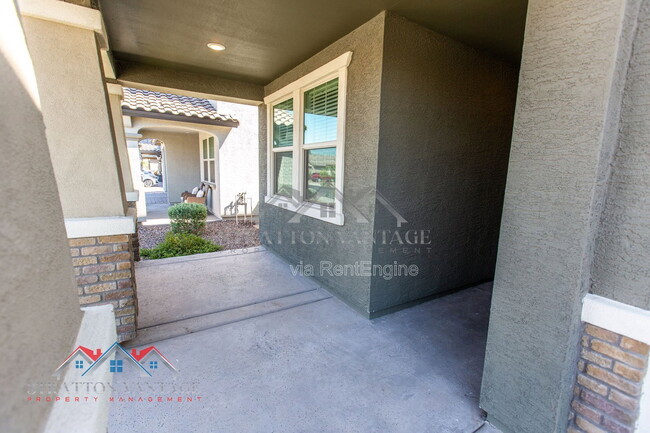 Photo - 15075 W McKinley St