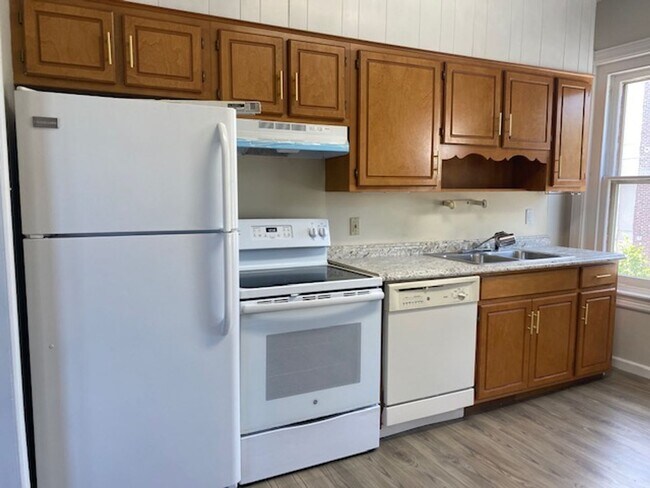 Photo - Chelsea Avenue Court Unidad 1340 Cheslea Ave, Apt #1