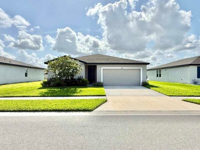 Photo - 3410 Bonsilva St