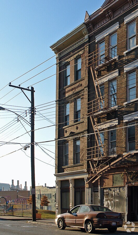 Photo - 59 E McMicken Ave